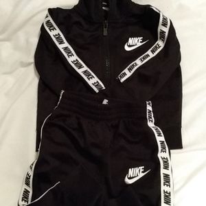 Nike 2 piece